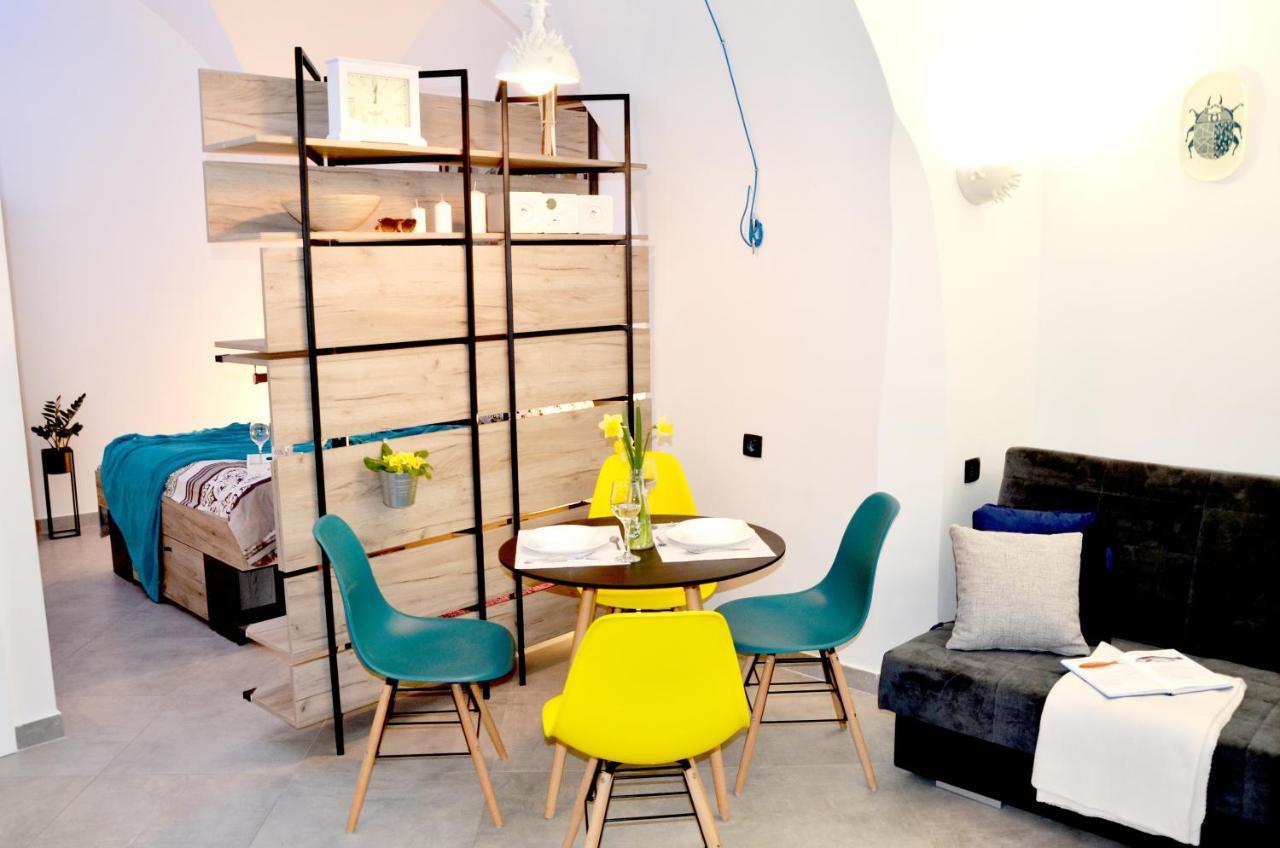 Studio Apartment Surf By The Sea Opatija Exteriör bild