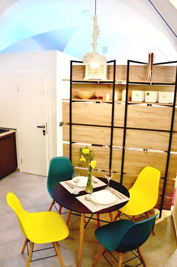 Studio Apartment Surf By The Sea Opatija Exteriör bild