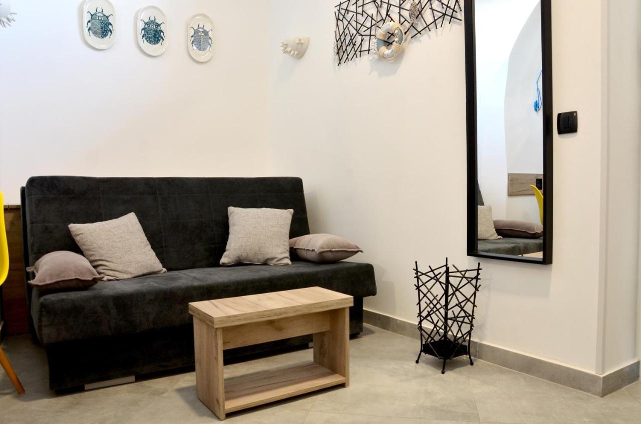 Studio Apartment Surf By The Sea Opatija Exteriör bild